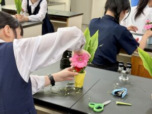 フラワーデザイナー